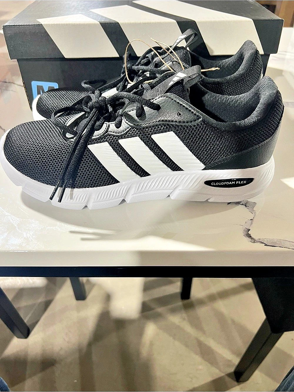 NIB adidas Cloudfoam Flex - Laces Men's Athletic Shoes Black & White US 9.5